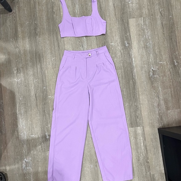 NWOT Summer two piece pant and crop top set - Picture 2 of 6